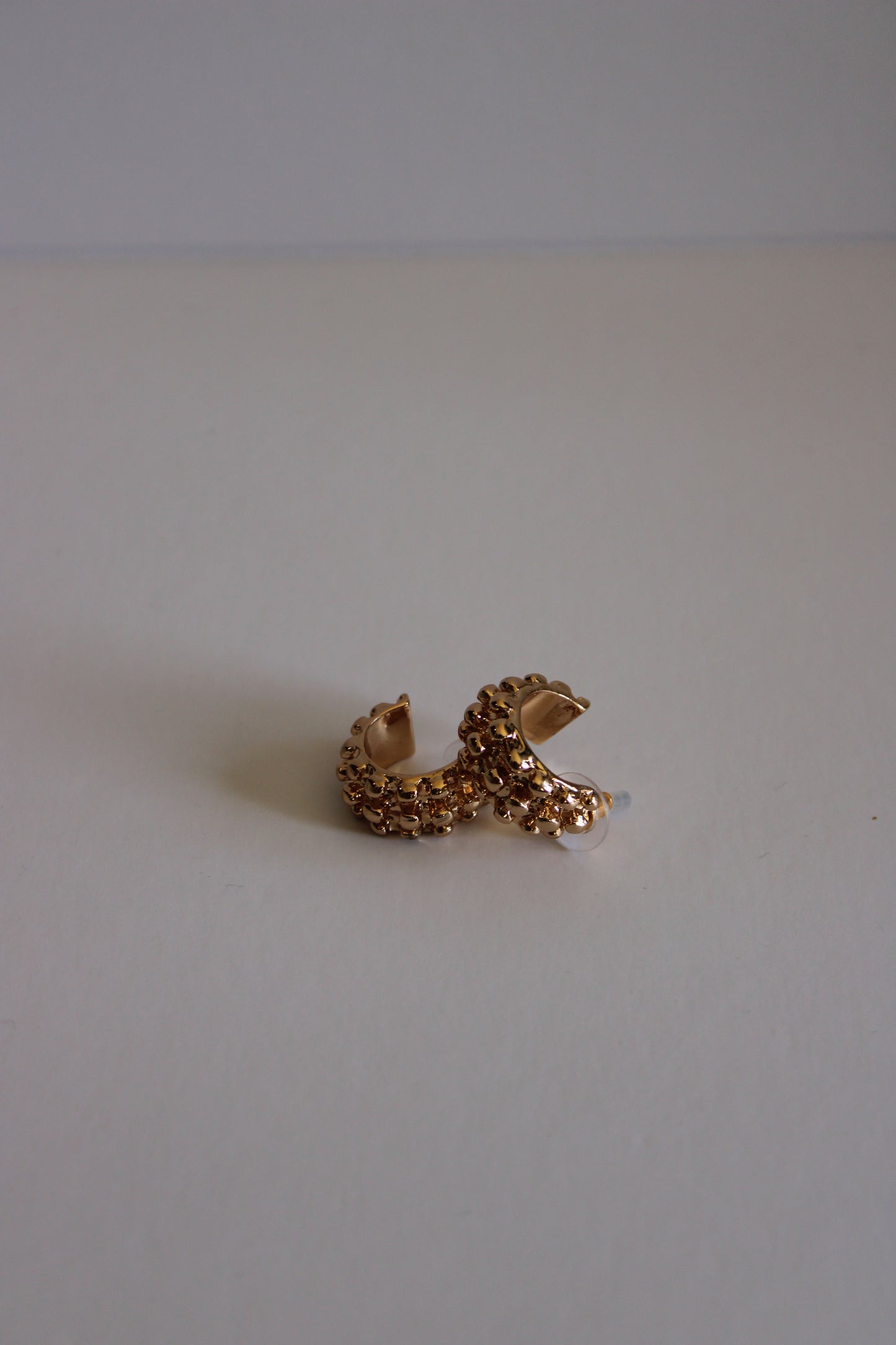gold round earings