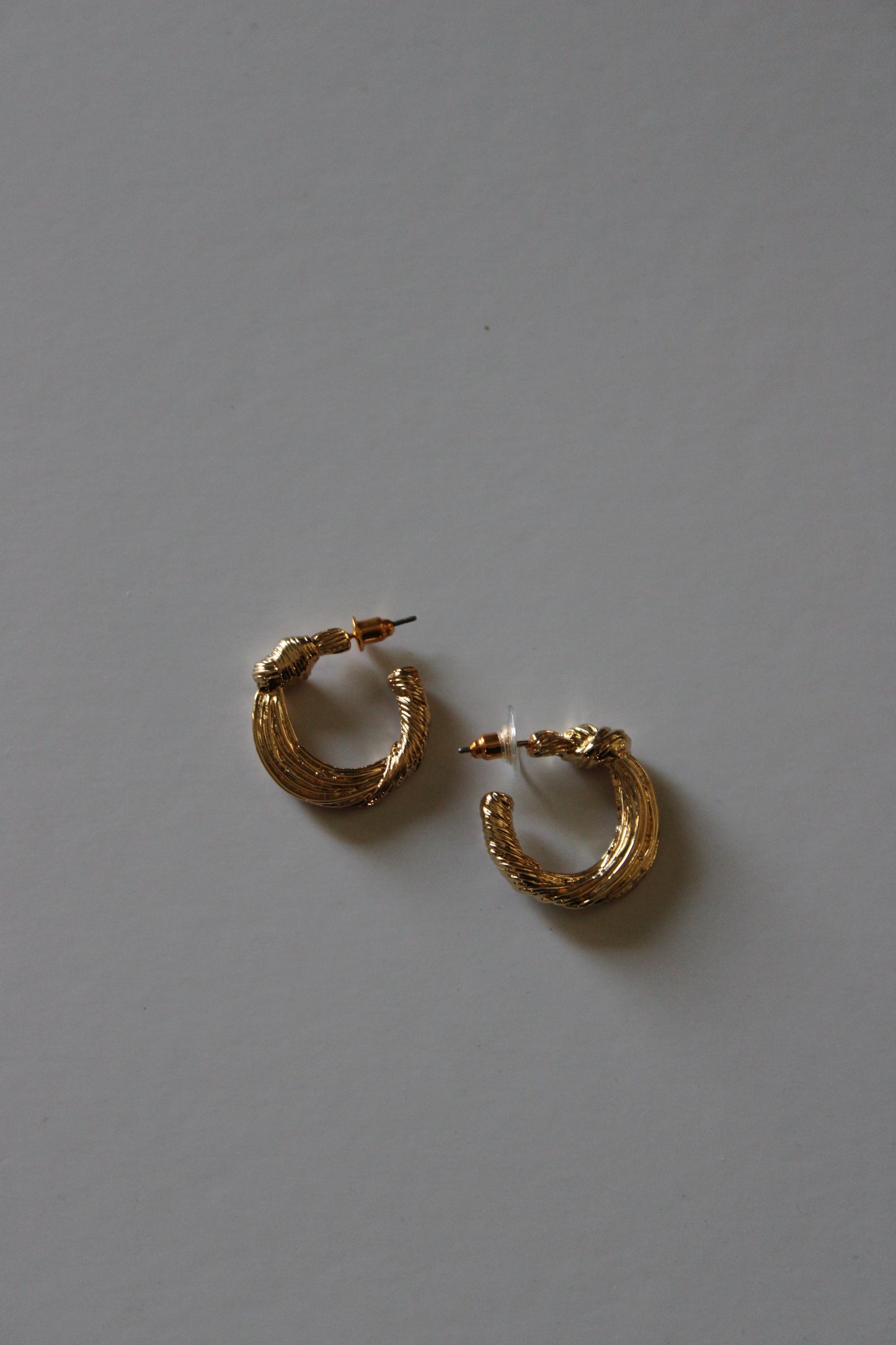 gold medium earings