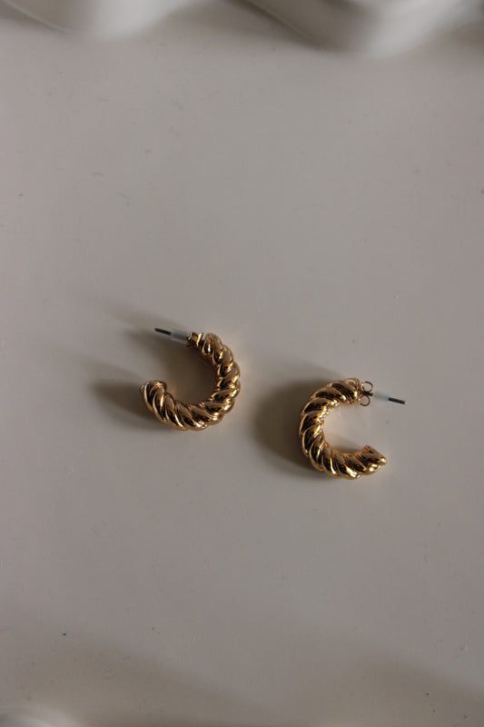 small gold earings