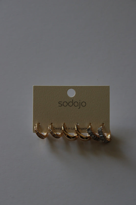 3 set earings set gold with diamonds